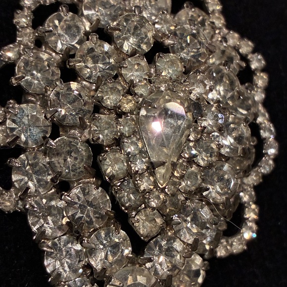 Beautiful Vintage Statement Rhinestone Brooch - Picture 2 of 7